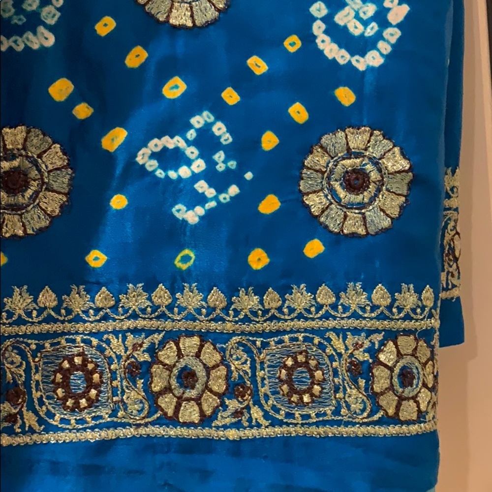 Pure/Silk Bandhani Saree Sari with stitched blouse - Picture 5 of 6